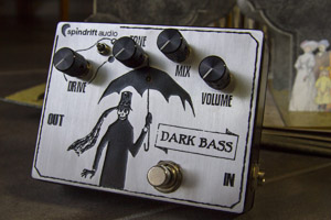 "Dark Bass" Drive Pedal